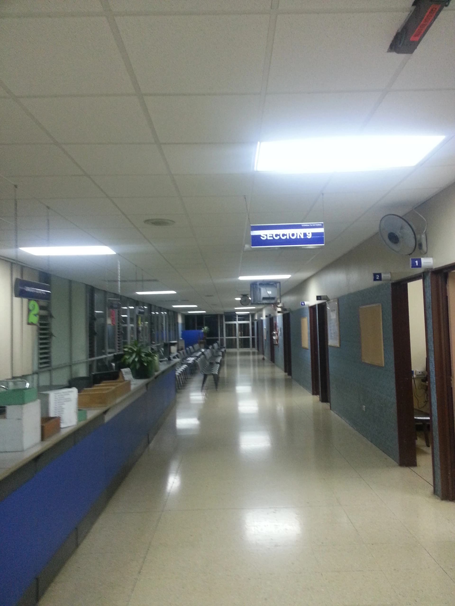 Instalación de Cielo Suspendido Hospital México - Imagen 3